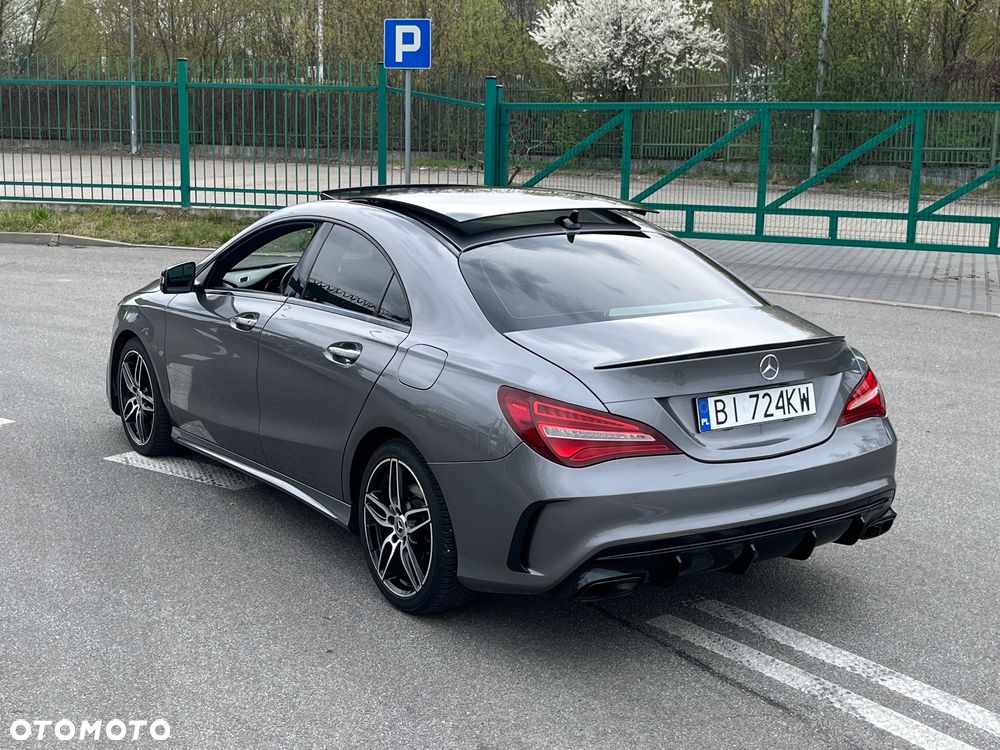 Mercedes-Benz CLA 250 4Matic 7G-DCT AMG Line - 10