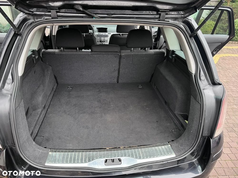 Opel Astra 1.9 CDTI - 19