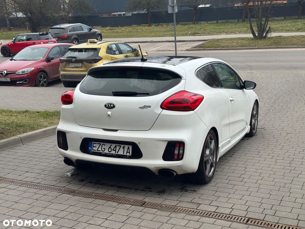 Kia Ceed 1.6 T-GDI GT-Track - 4