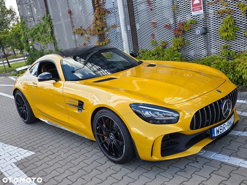 Mercedes-Benz AMG GT R - 35