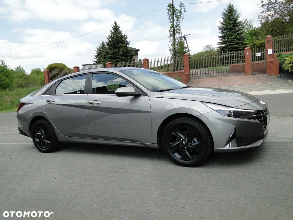 Hyundai Elantra 1.6 Smart - 5