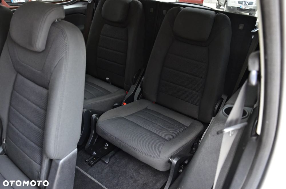 Ford Galaxy 2.0 TDCi Titanium - 32