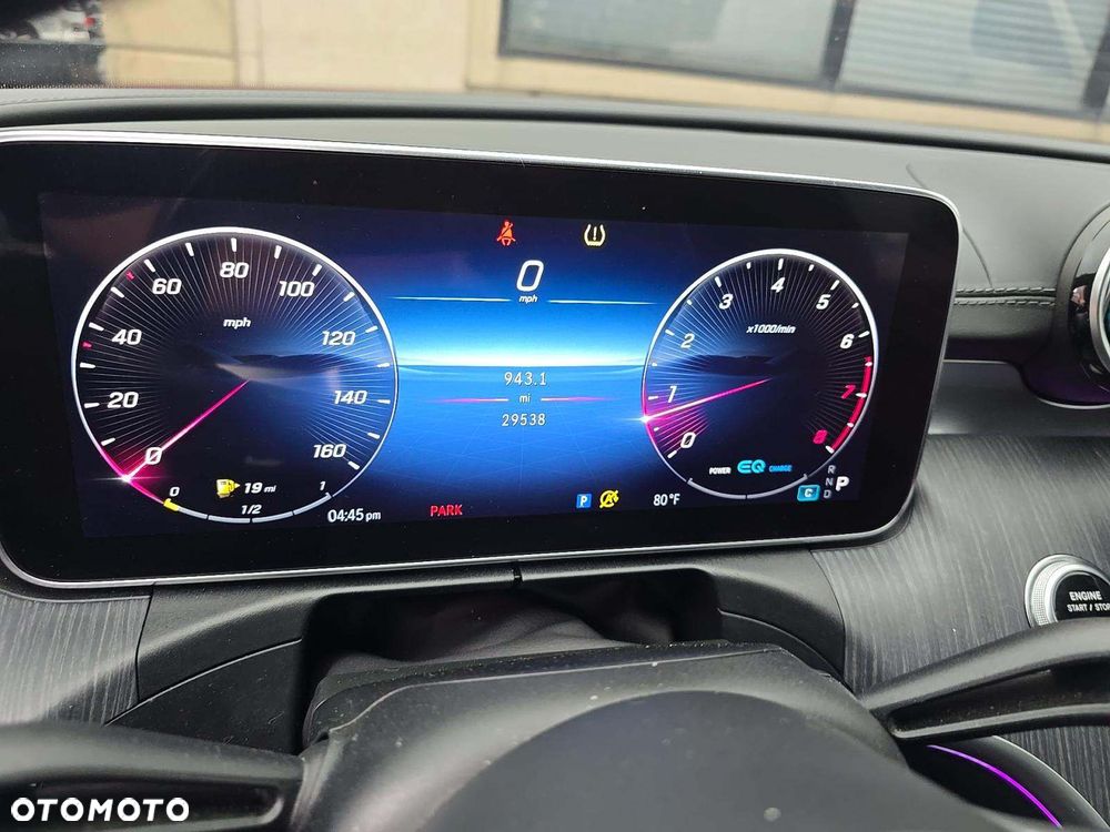 Mercedes-Benz Klasa C 300 4Matic 9G-TRONIC AMG Line - 6
