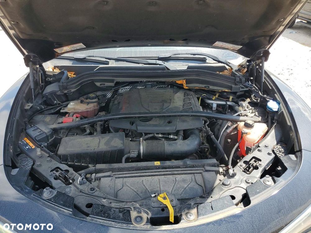 Alfa Romeo Stelvio 2.0 Turbo 16V AT8-Q4 Ti - 11