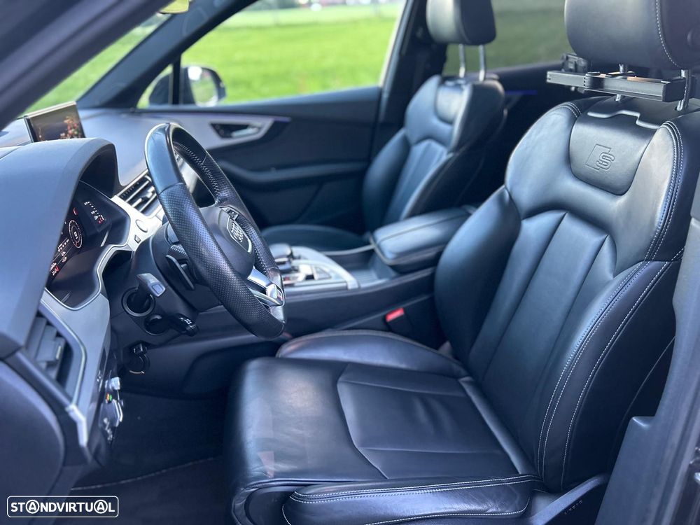 Audi Q7 - 16