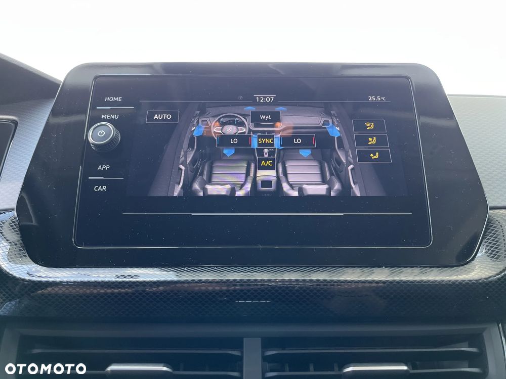 Volkswagen T-Cross 1.0 TSI Life Plus - 31