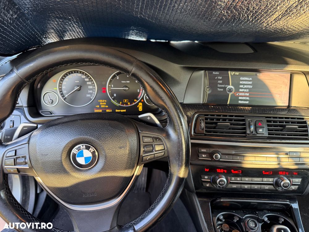 BMW Seria 5 520d Aut. - 9