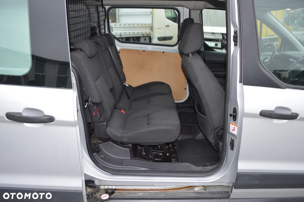 Ford Transit Connect - 12