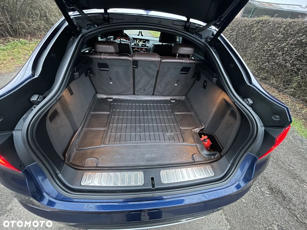 BMW X4 xDrive28i xLine - 15