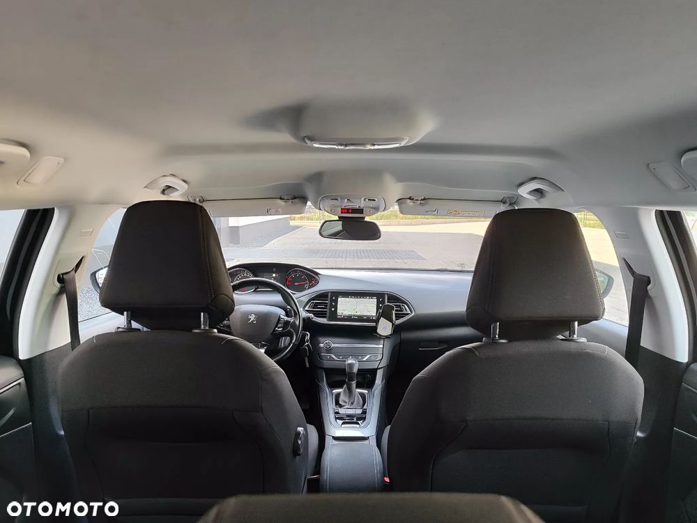 Peugeot 308 BlueHDi 130 EAT6 Stop & Start Active - 19
