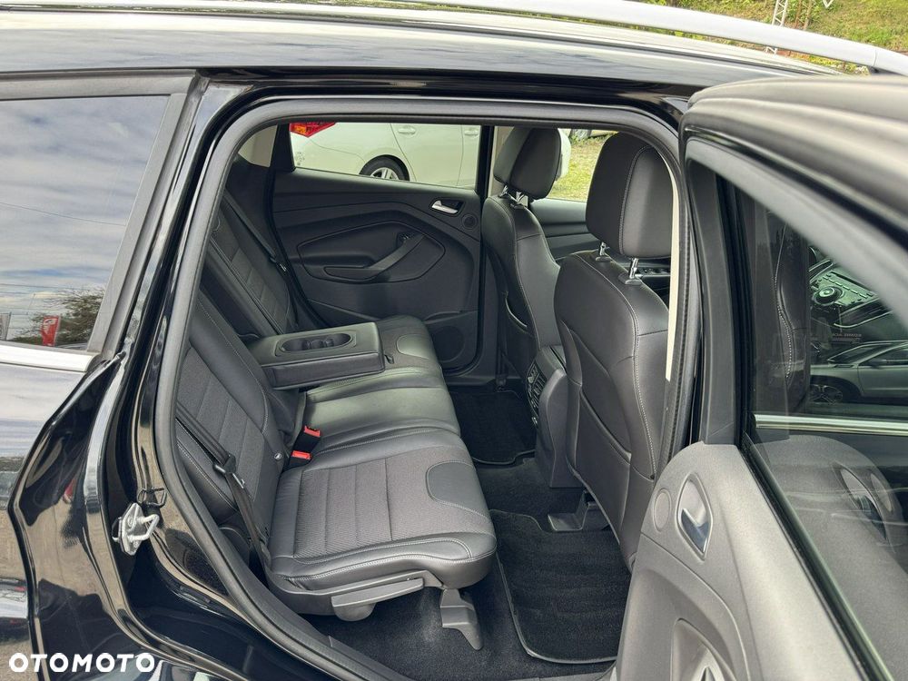 Ford Kuga - 17