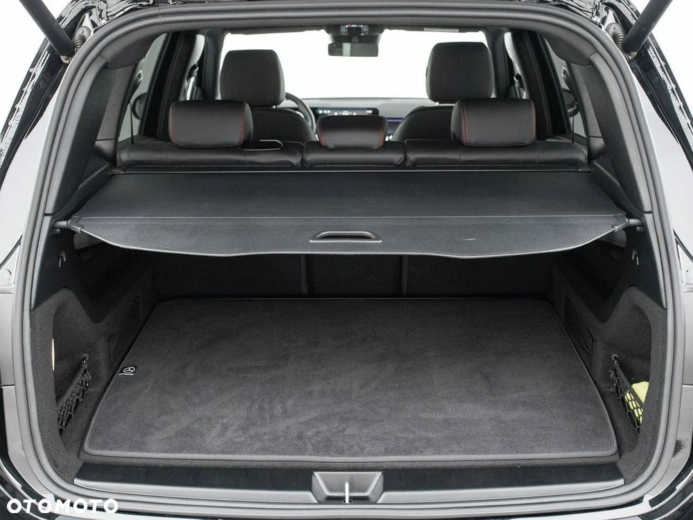 Mercedes-Benz GLB 200 d 4-Matic AMG Line 8G-DCT - 28
