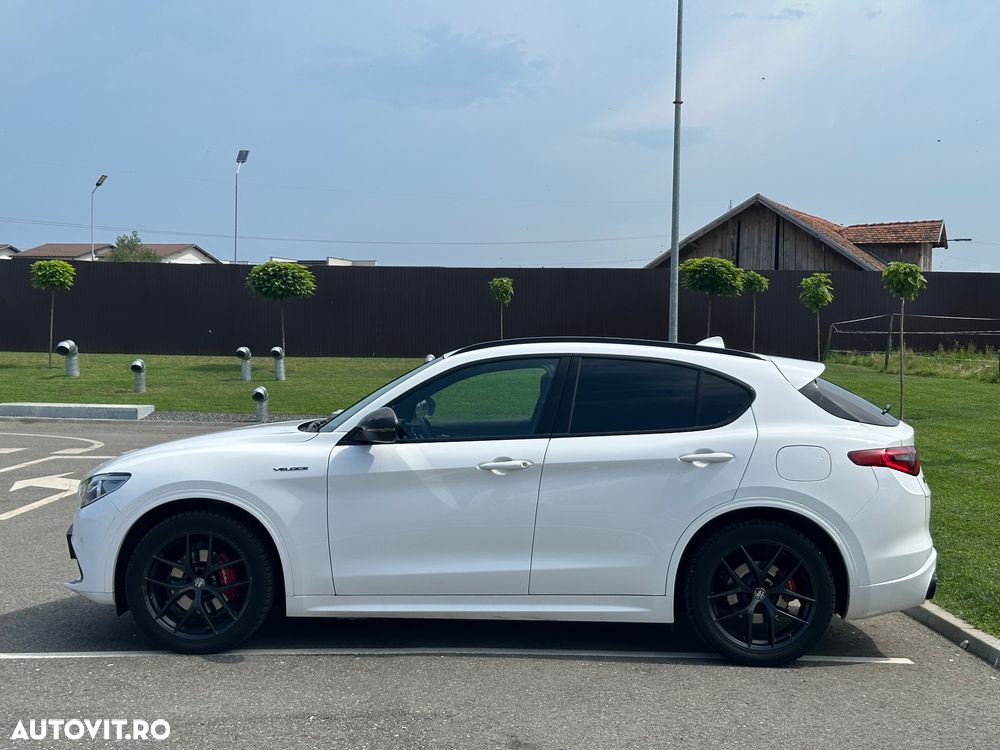 Alfa Romeo Stelvio 2.0 Turbo AWD AT8 Veloce - 16