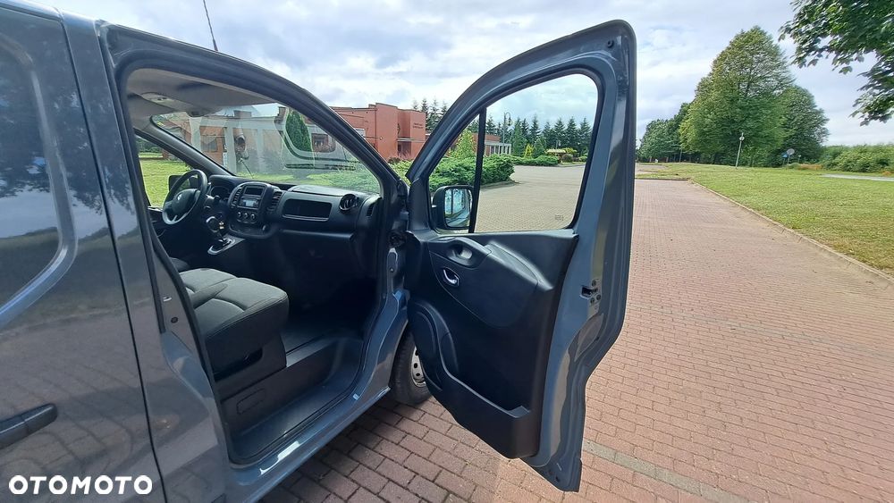 Renault Trafic - 16