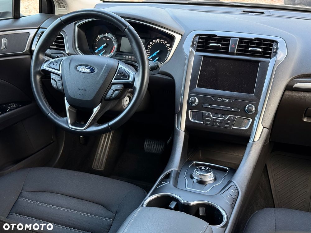 Ford Mondeo - 19
