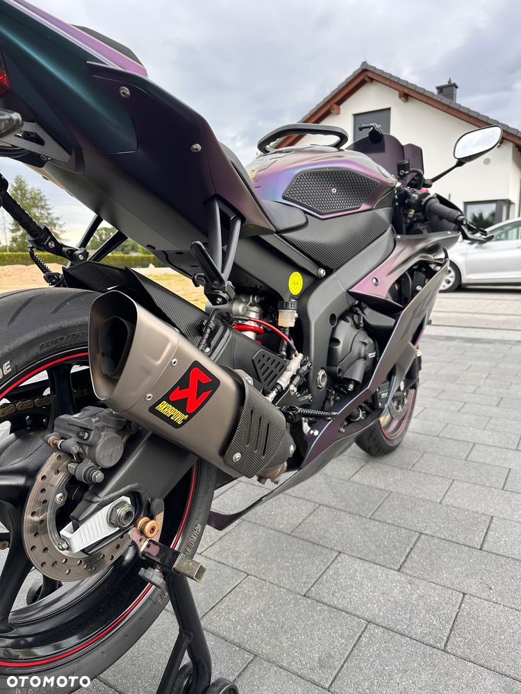 Yamaha R6 - 5