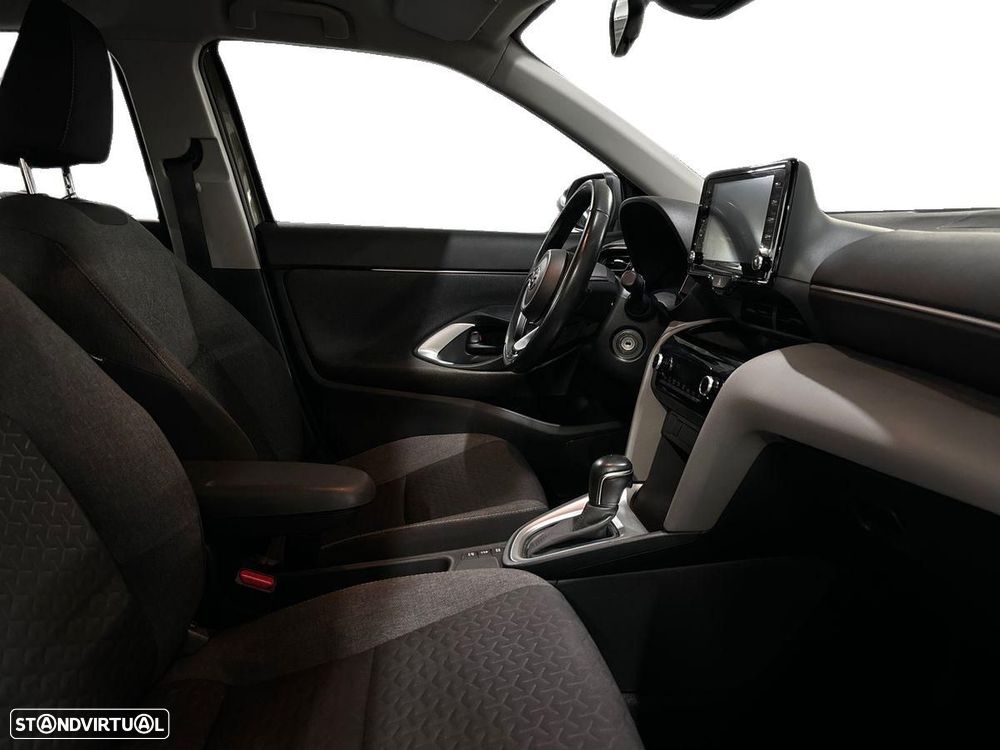 Toyota Yaris Cross 1.5 Hybrid Comfort Plus - 4