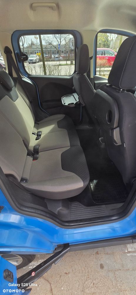 Ford Tourneo Courier 1.0 EcoBoost Ambiente - 5