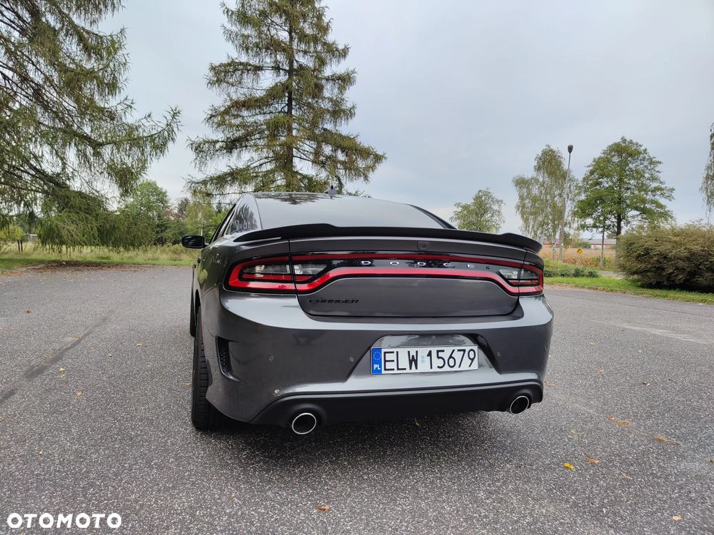Dodge Charger 5.7 R/T Daytona - 19