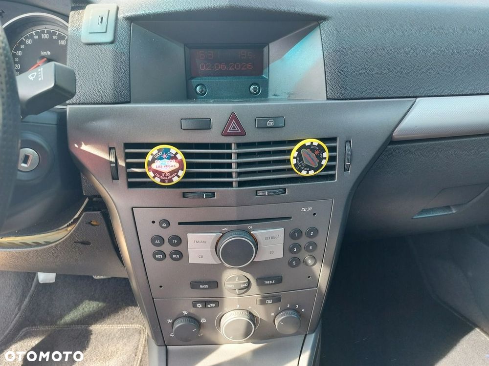 Opel Astra - 21