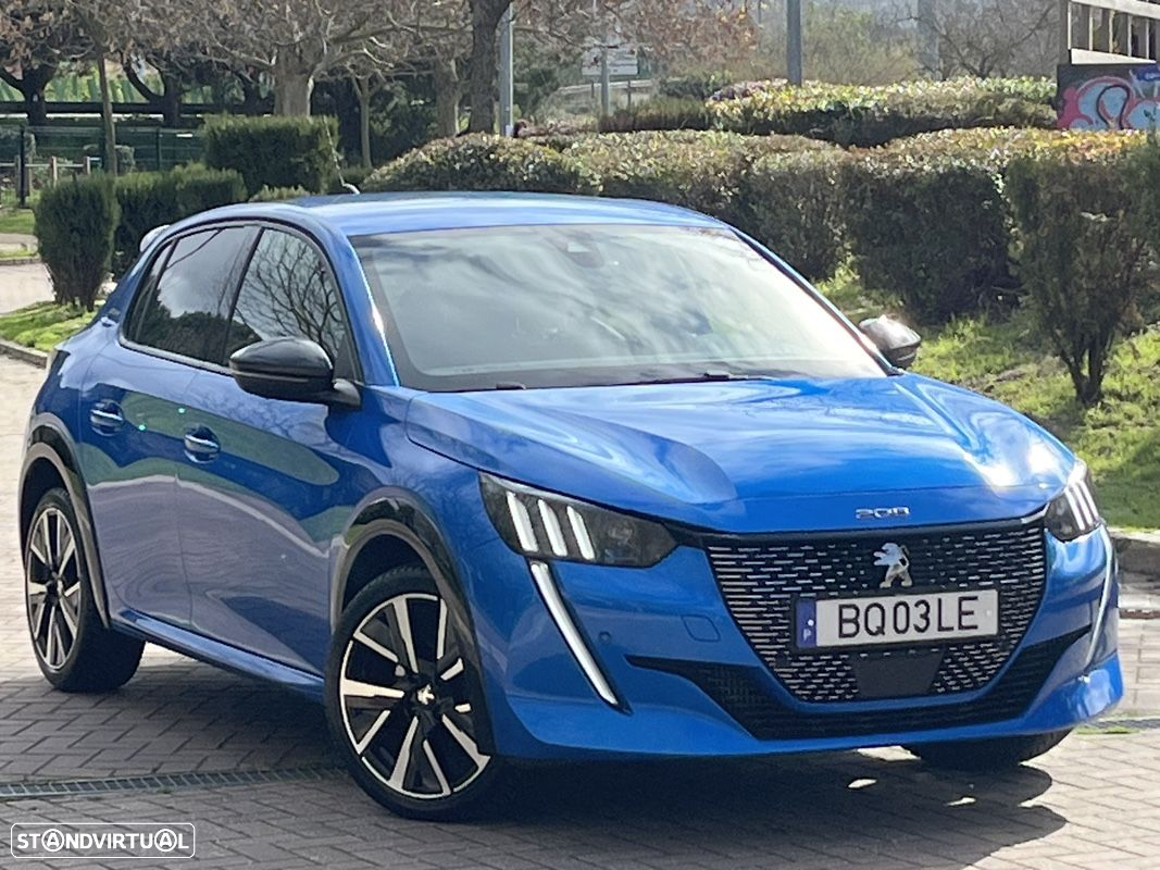 Peugeot 208 PureTech 130 EAT8 GT Pack - 4