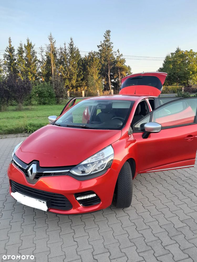 Renault Clio - 15