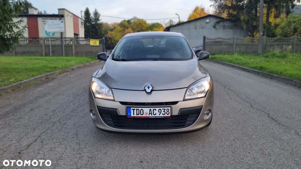 Renault Megane 1.6 16V 100 Authentique - 5