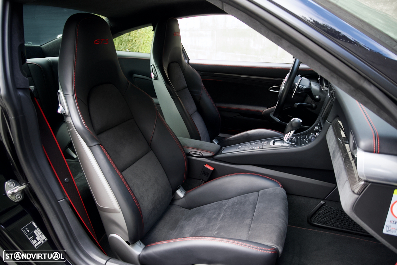 Porsche 911 (991) Carrera 4 GTS PDK - 20