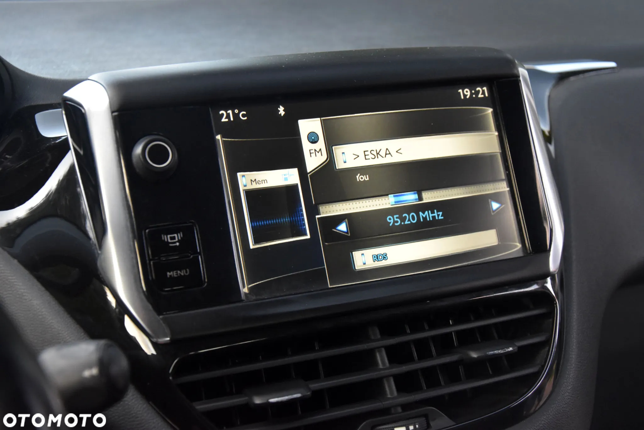 Peugeot 208 HDi 68 Like - 25