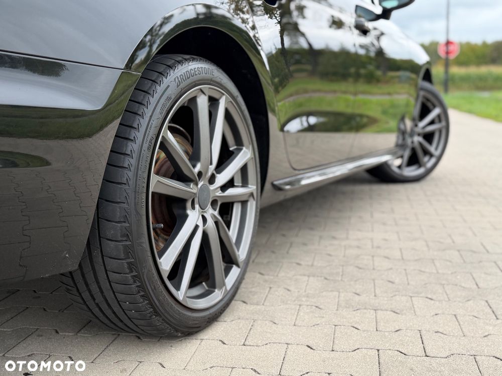 Audi A4 Avant 40 TFSI S tronic sport - 30