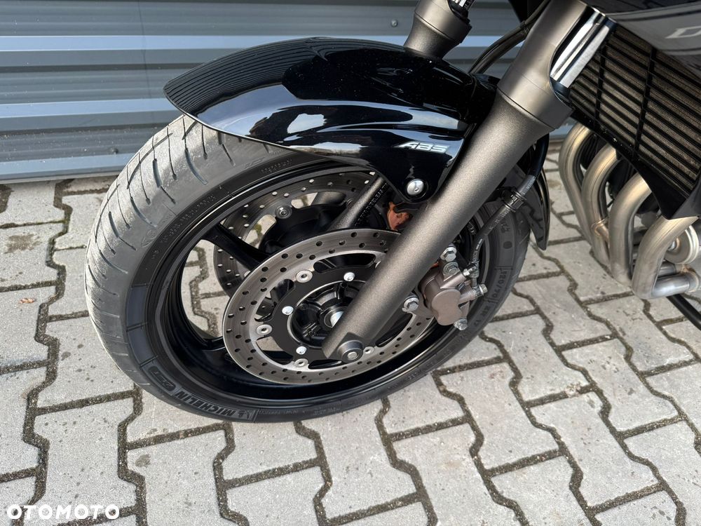 Yamaha XJ - 16