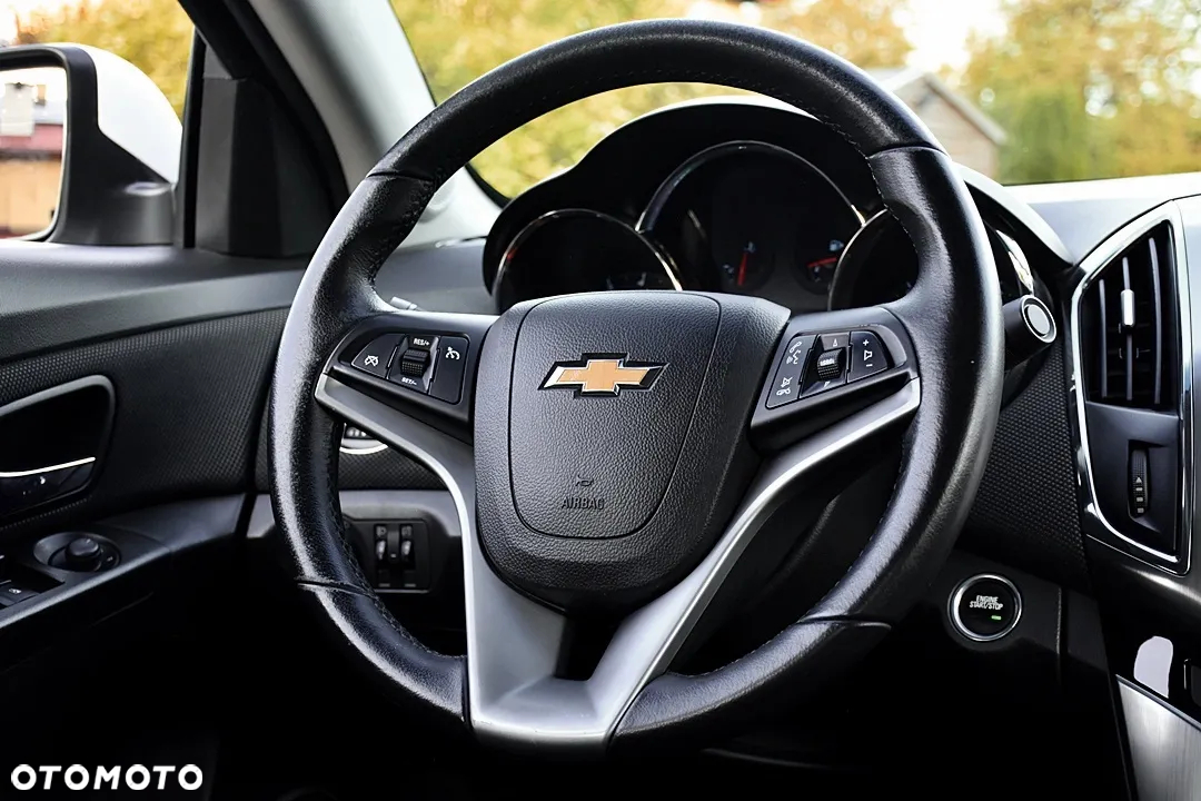 Chevrolet Cruze 1.4 T LT - 20