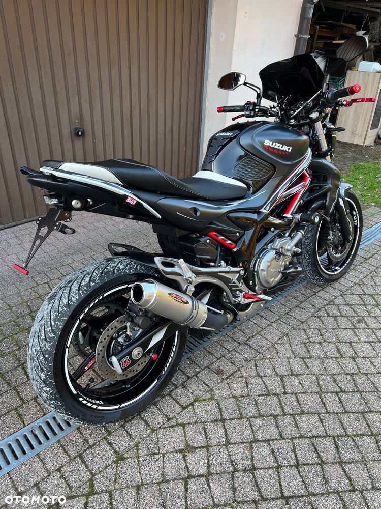 Suzuki Gladius - 3