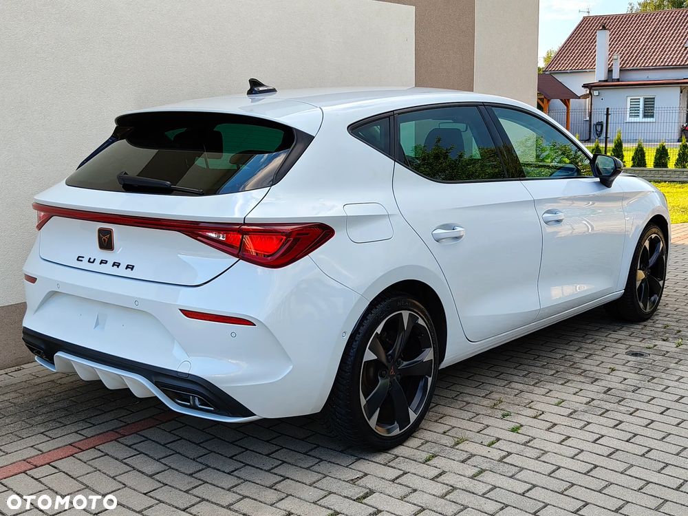 Cupra Leon 1.5 eTSI mHEV DSG - 25