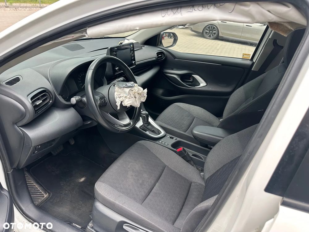Toyota Yaris - 9