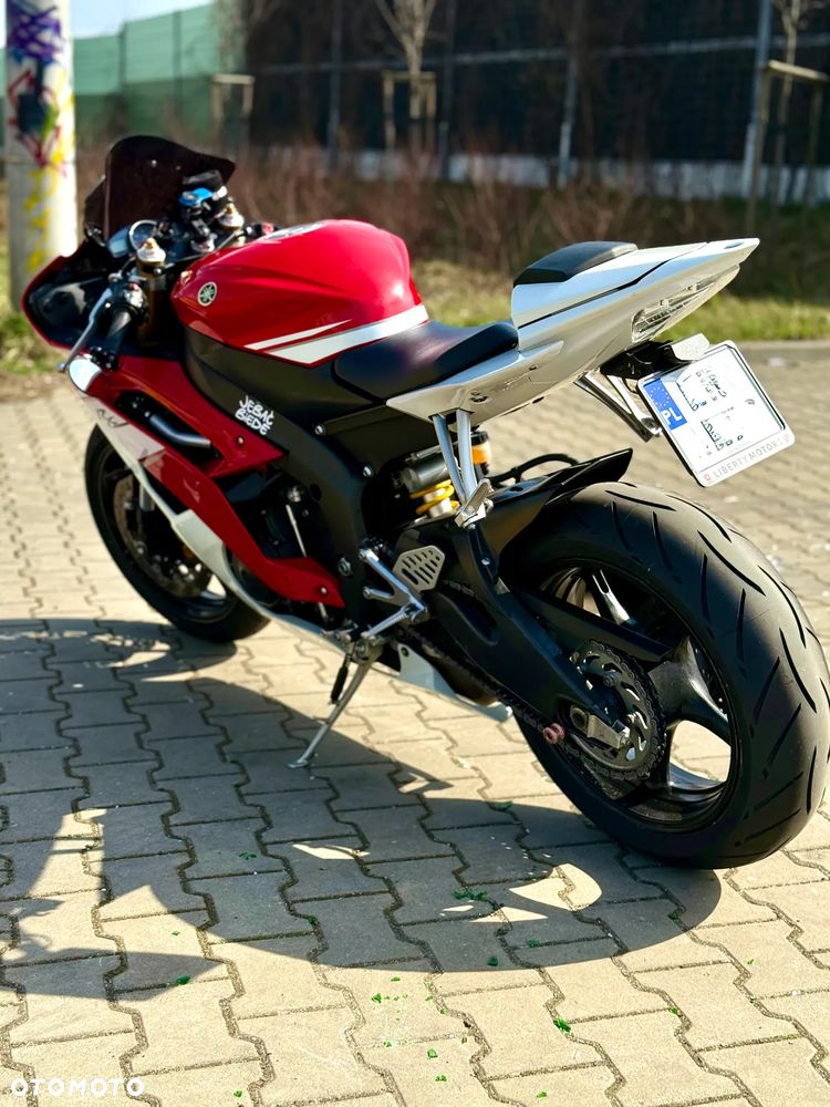 Yamaha R6 - 23