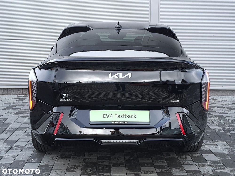 Kia EV4 81.4kWh GT-Line - 12
