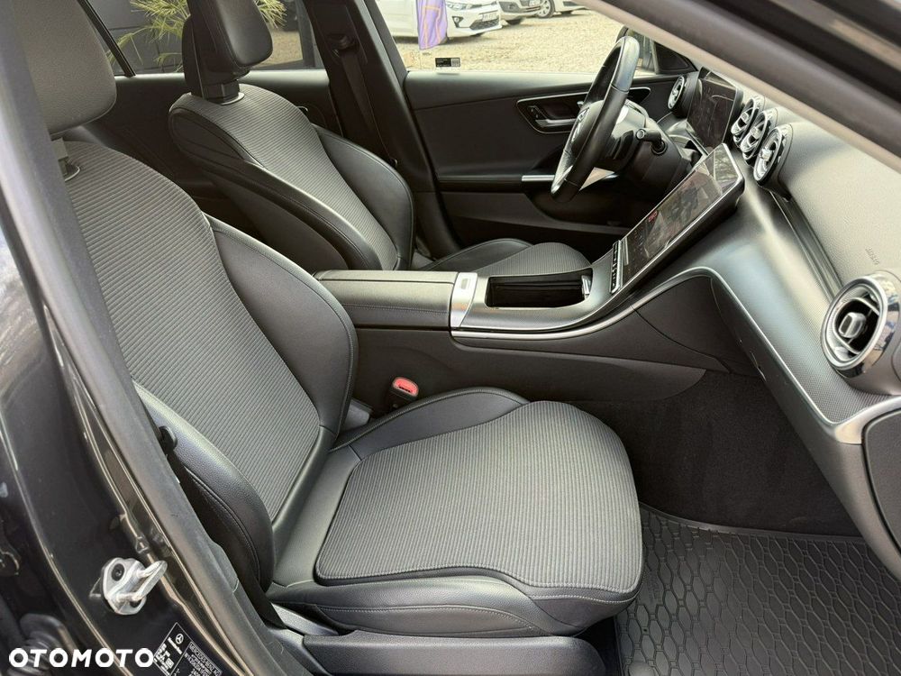 Mercedes-Benz Klasa C - 29