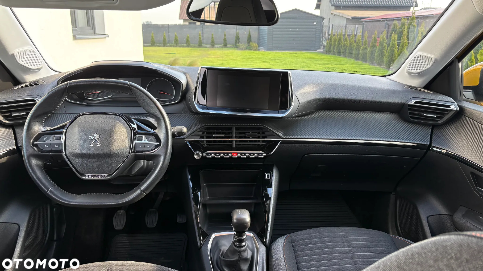Peugeot 208 1.2 PureTech Allure S&S - 12