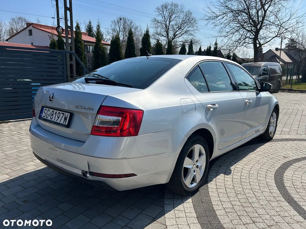 Skoda Octavia 1.6 TDI SCR Ambition - 4