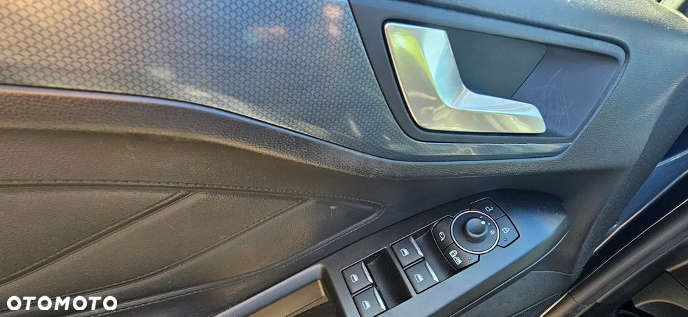 Ford Focus - 16