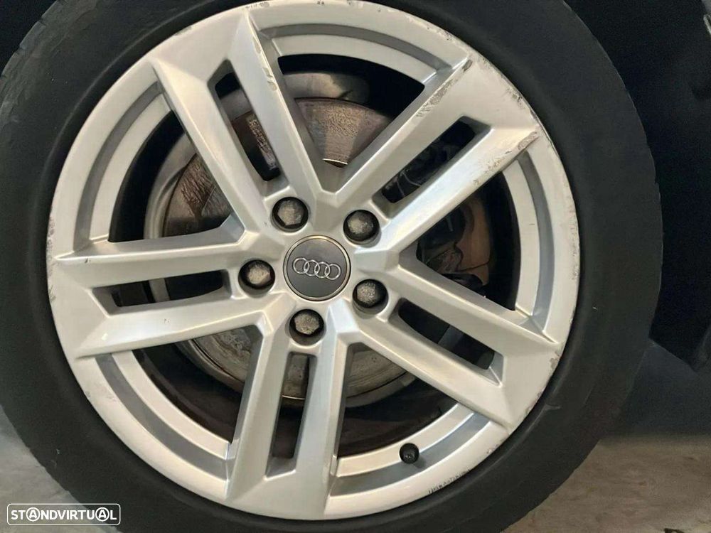 Audi A4 Avant 2.0 TDI S tronic - 16