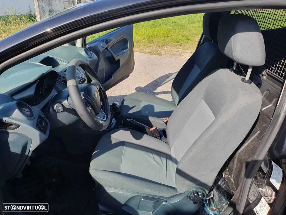 Ford Fiesta 1.4 TDCI - 9