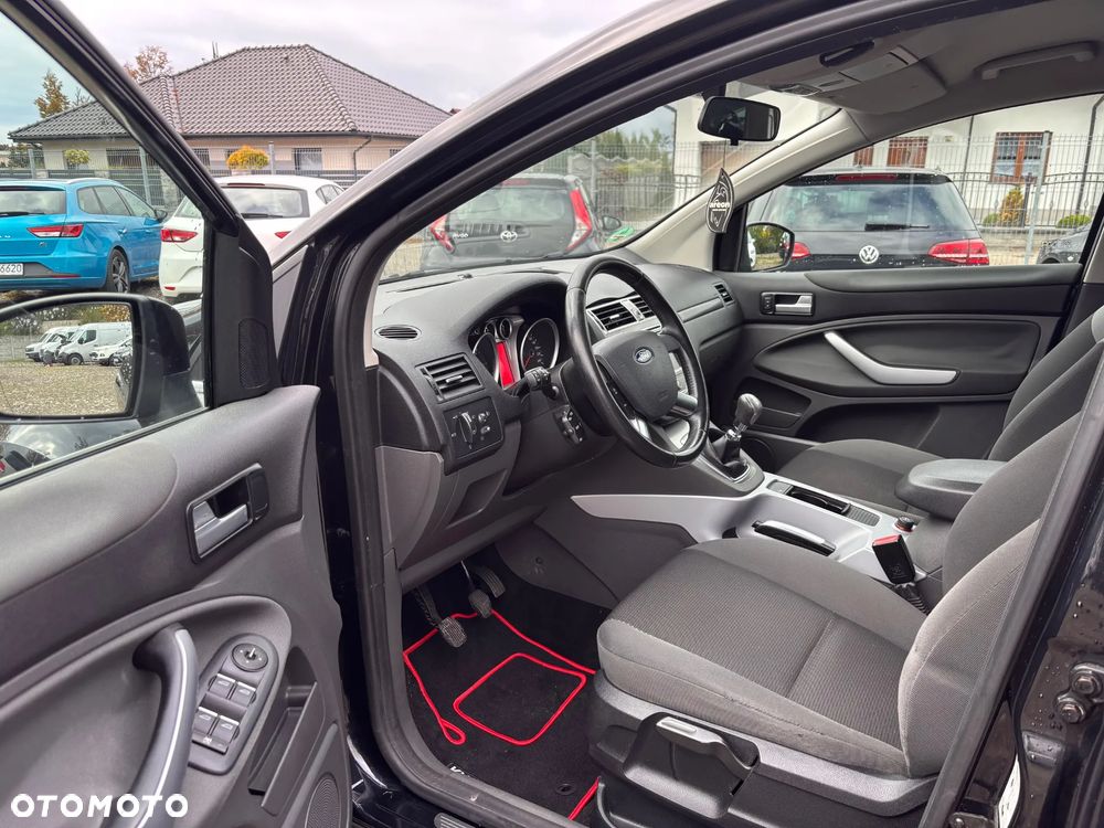 Ford Kuga 2.0 TDCi 2x4 Champions Edition - 6
