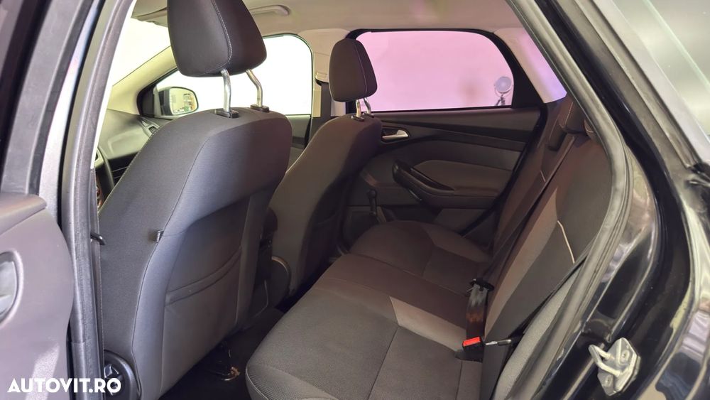 Ford Focus - 9
