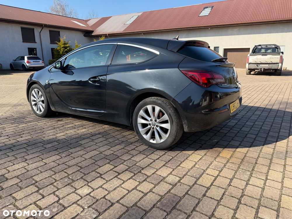 Opel Astra - 8