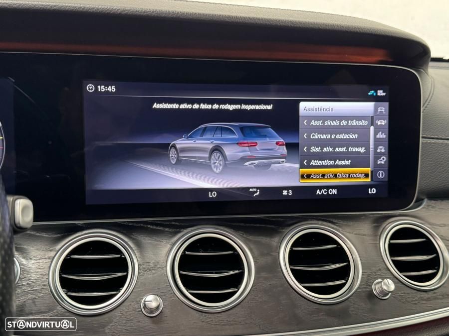 Mercedes-Benz E 220 d 4-Matic All Terrain Avantgarde - 29