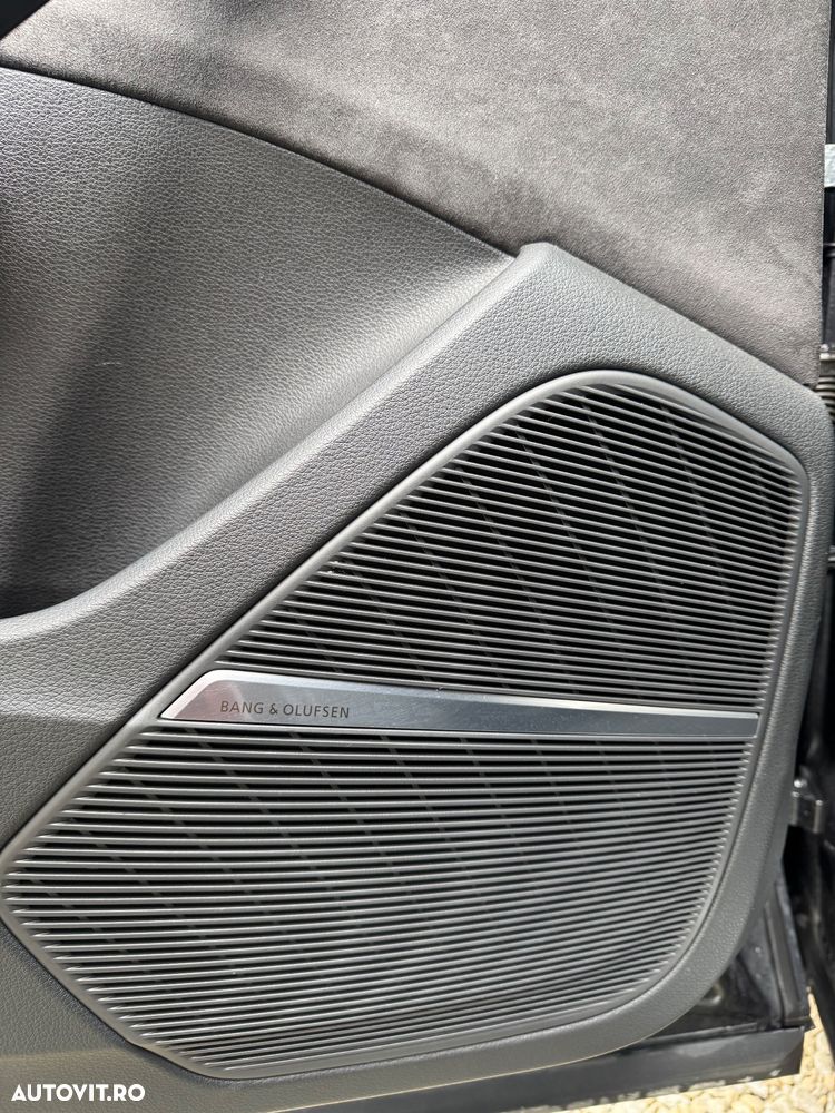 Audi Q8 - 9