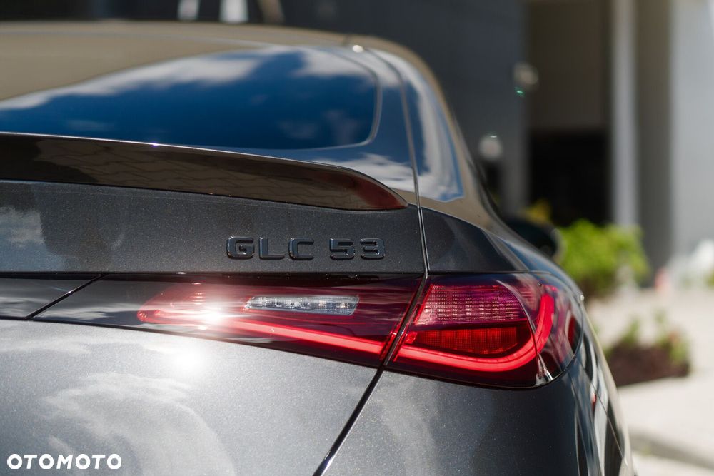 Mercedes-Benz GLC - 11