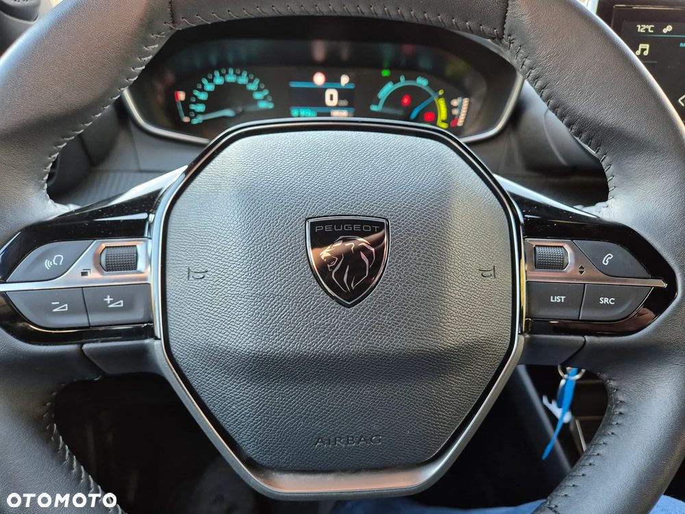 Peugeot 2008 e-2008 50kWh Allure - 20